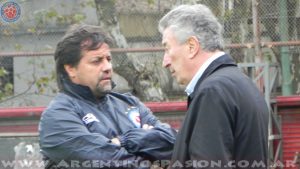 Argentinos Juniors: El DT Caruso dialoga con Luis Segura